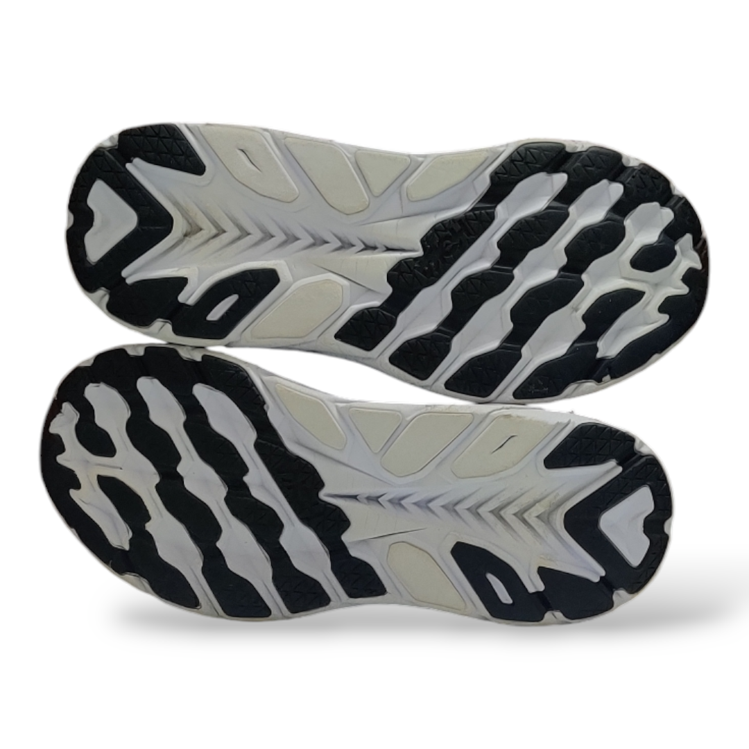 HOKA ONE ONE Clifton 8