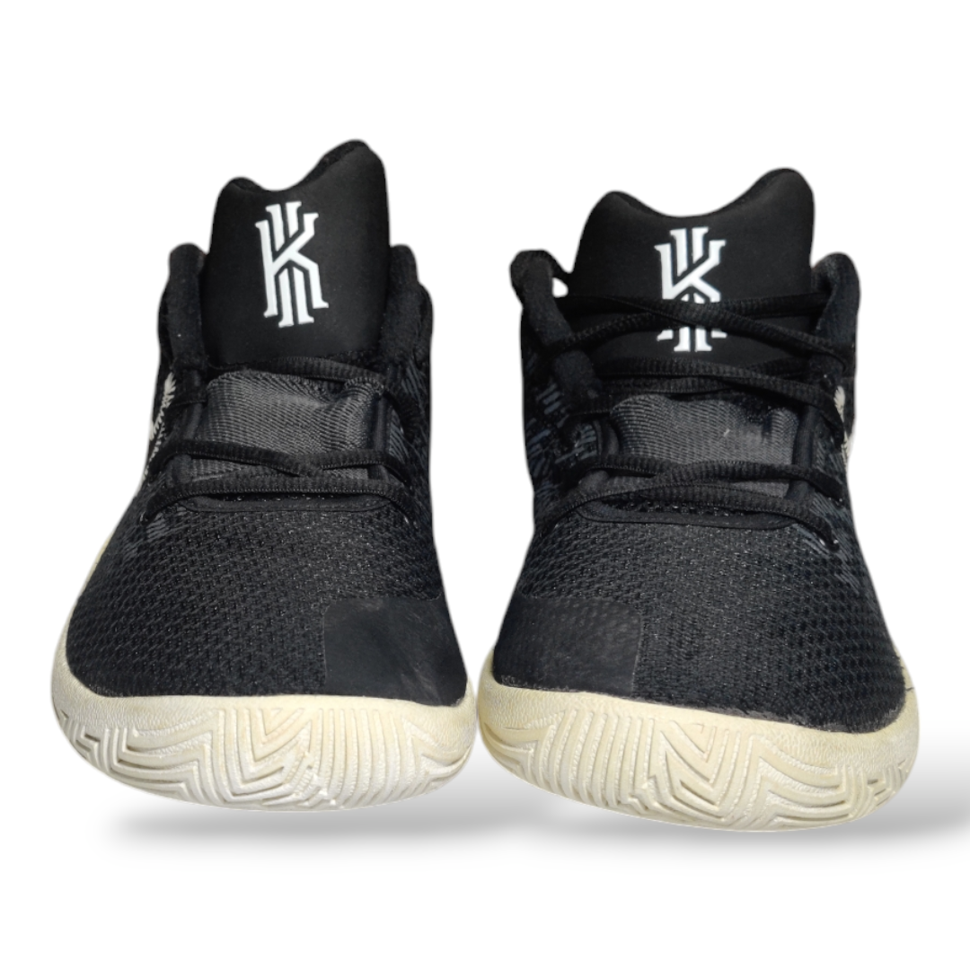 Nike Zoom Kyrie Flytrap 2