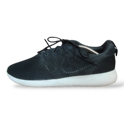 Nike Roshe Run Suede Swoosh
