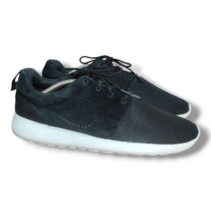 Nike Roshe Run Suede Swoosh